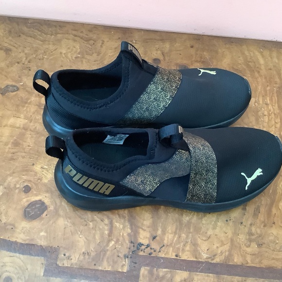 PUMA  194116-02 Prowl Slip-on Athletic Women Shoes Size 8 Soft Foam  Black Gold - Picture 10 of 12